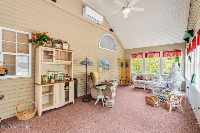 3 Wellington Lane, Lakewood, NJ 08701