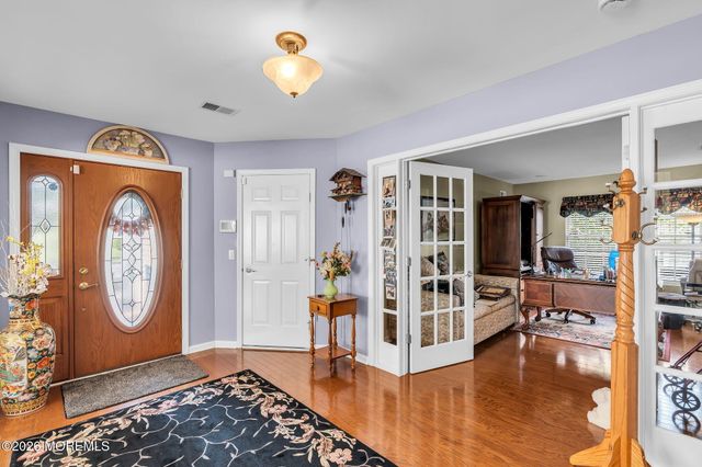 3 Wellington Lane, Lakewood, NJ 08701