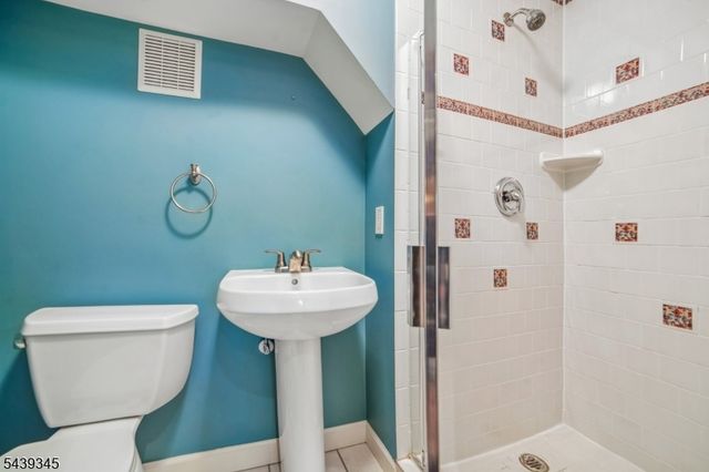 87 Reinman Rd, Warren Twp., NJ 07059