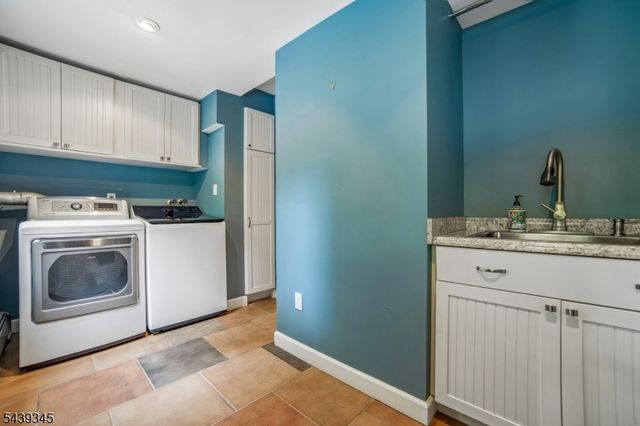 87 Reinman Rd, Warren Twp., NJ 07059
