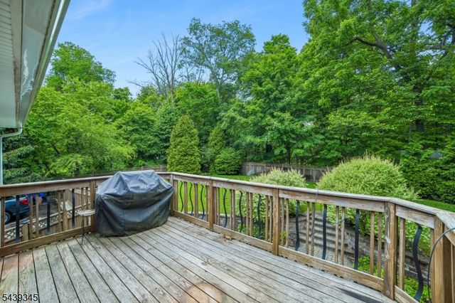 87 Reinman Rd, Warren Twp., NJ 07059
