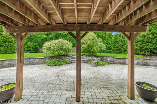 87 Reinman Rd, Warren Twp., NJ 07059