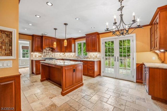 87 Reinman Rd, Warren Twp., NJ 07059