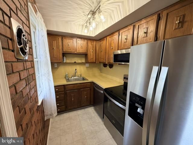21 EDWARD RD, Hatboro, PA 19040