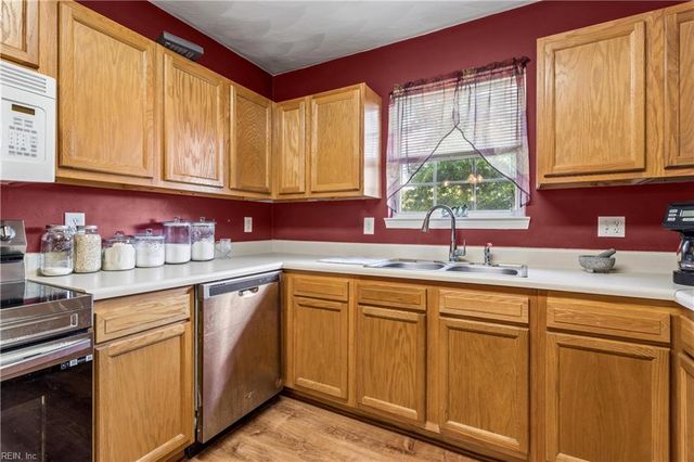 1117 Evelyn ST, Norfolk, VA 23518