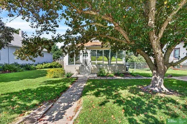 2340 N 65 Avenue, Omaha, NE 68104