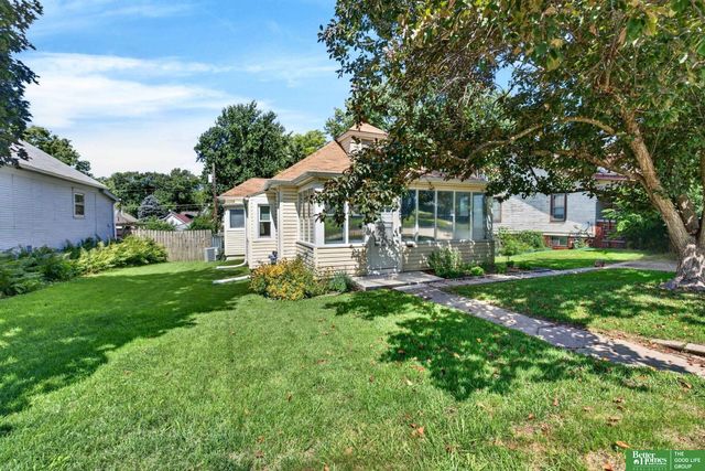 2340 N 65 Avenue, Omaha, NE 68104