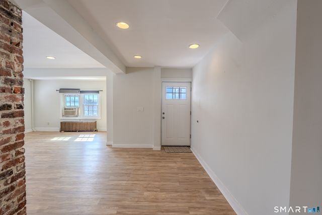 12 Jackson Avenue, Stratford, CT 06615