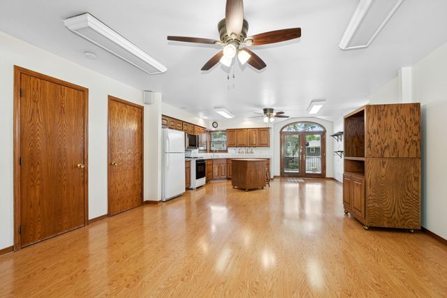 16409 64th Court, Tinley Park, IL 60477