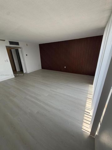 12590 NE 16th Avenue 512, North Miami, FL 33161