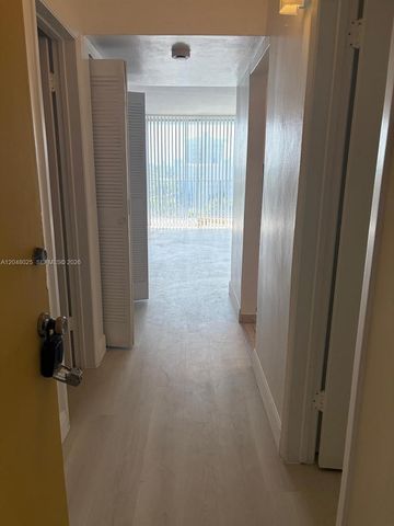 12590 NE 16th Avenue 512, North Miami, FL 33161