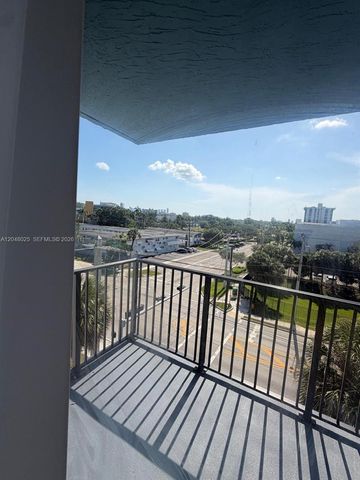 12590 NE 16th Avenue 512, North Miami, FL 33161