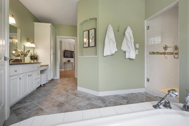 3570 EURO LANE, De Pere, WI 54115