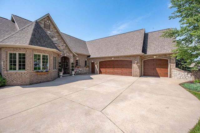 3570 EURO LANE, De Pere, WI 54115
