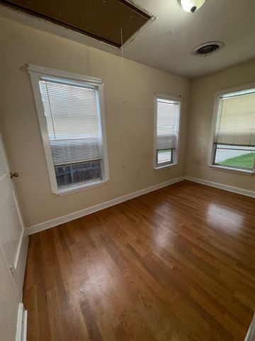 1634 Ash Street, Grand Prairie, TX 75050