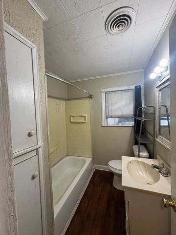 1634 Ash Street, Grand Prairie, TX 75050
