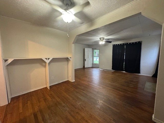 1634 Ash Street, Grand Prairie, TX 75050