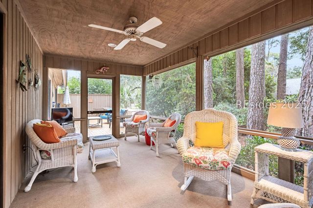 28 Oak Ct, Hilton Head Island, SC 29928
