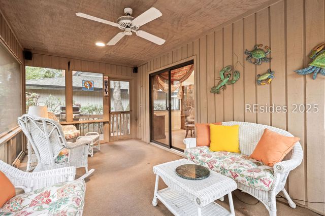 28 Oak Ct, Hilton Head Island, SC 29928