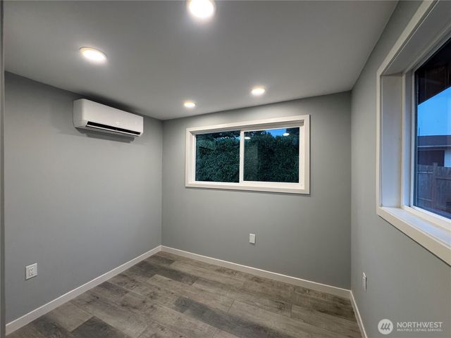 5523 S Leo Street, Seattle, WA 98178
