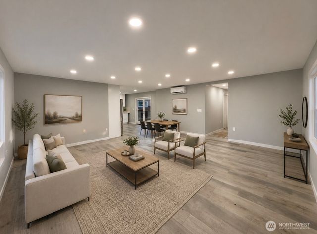 5523 S Leo Street, Seattle, WA 98178