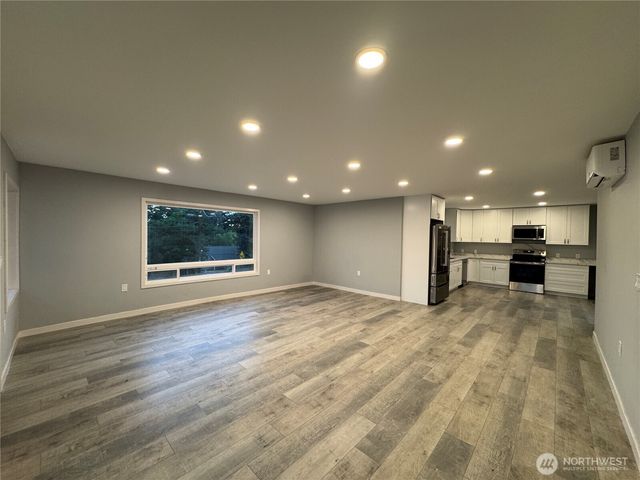 5523 S Leo Street, Seattle, WA 98178