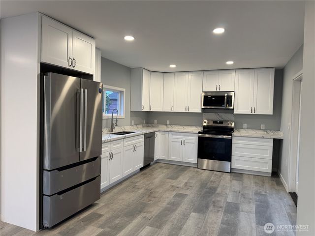 5523 S Leo Street, Seattle, WA 98178