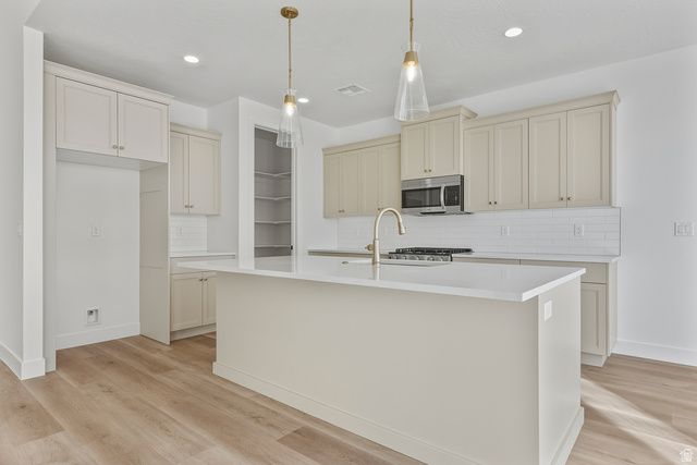 3098 S 4850 W, Hurricane, UT 84737