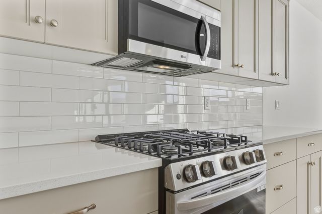 3098 S 4850 W, Hurricane, UT 84737