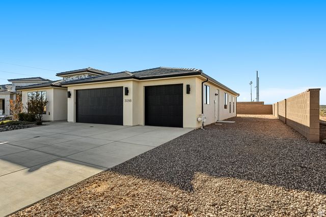 3098 S 4850 W, Hurricane, UT 84737