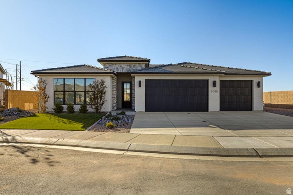 3098 S 4850 W, Hurricane, UT 84737