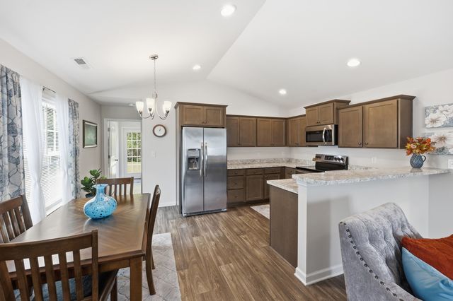 105 Rosewood Dr., Georgetown, SC 29440