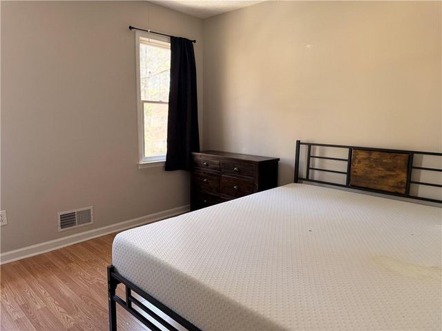 1424 Shadowbrook Drive, Marietta, GA 30062