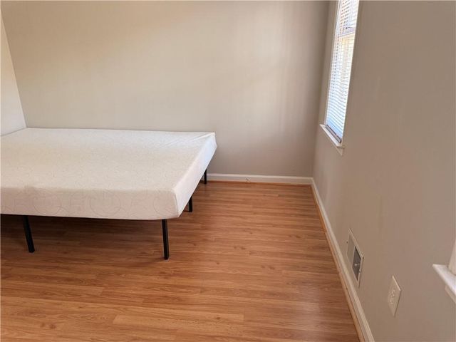 1424 Shadowbrook Drive, Marietta, GA 30062