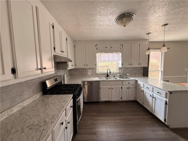 1424 Shadowbrook Drive, Marietta, GA 30062