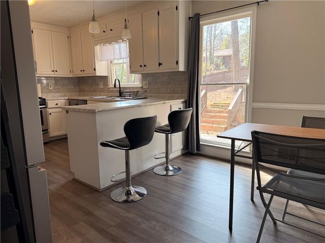 1424 Shadowbrook Drive, Marietta, GA 30062