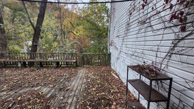 W 55 Pine ST, Clifton Forge, VA 24422