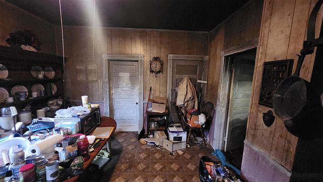 W 55 Pine ST, Clifton Forge, VA 24422