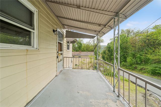 577 ISABELLA, Charleroi Boro, PA 15022