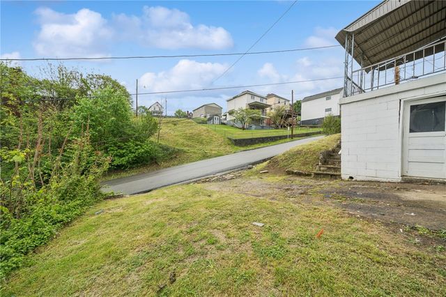 577 ISABELLA, Charleroi Boro, PA 15022