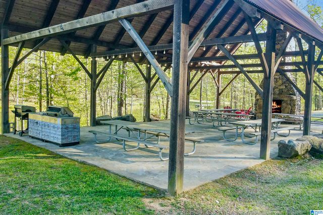 712 HICKORY HOLLOW, Chelsea, AL 35043