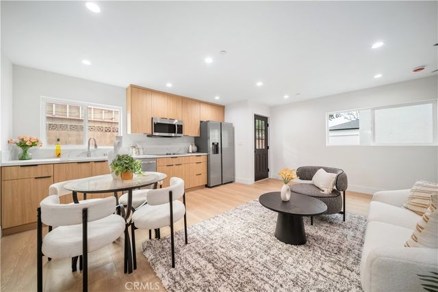19920 Kittridge Street, Winnetka, CA 91306