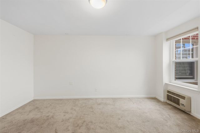 240 Central Avenue 2F, Lawrence, NY 11559