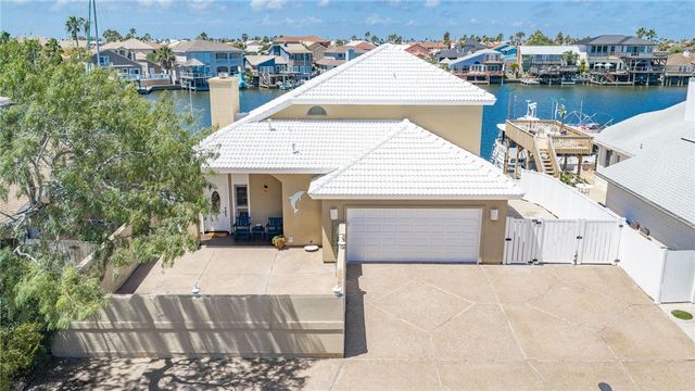 13722 CAYO CANTILES St, Corpus Christi, TX 78418