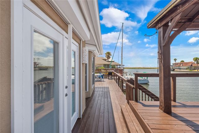 13722 CAYO CANTILES St, Corpus Christi, TX 78418