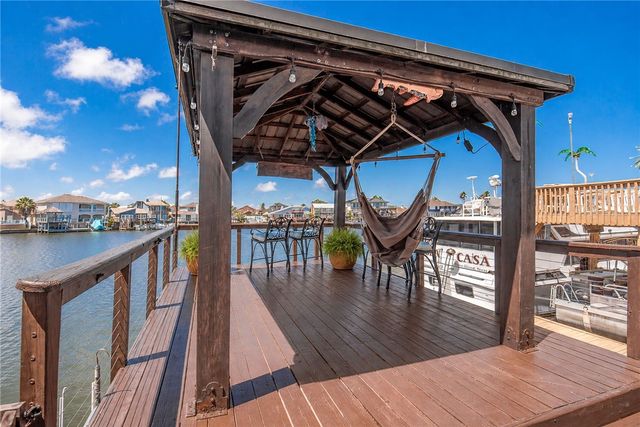 13722 CAYO CANTILES St, Corpus Christi, TX 78418