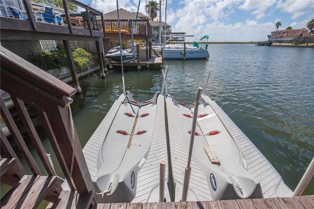 13722 CAYO CANTILES St, Corpus Christi, TX 78418
