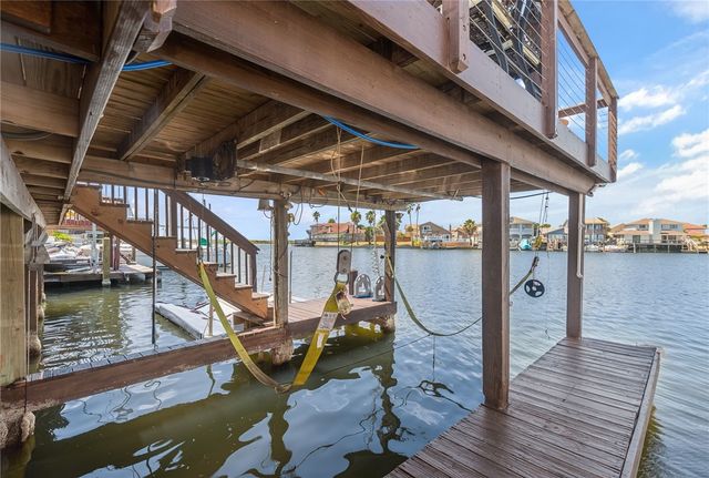 13722 CAYO CANTILES St, Corpus Christi, TX 78418