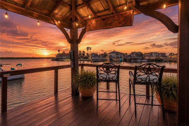 13722 CAYO CANTILES St, Corpus Christi, TX 78418