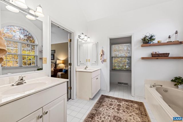 2876 STRATFORD GLEN WAY, Charlottesville, VA 22911